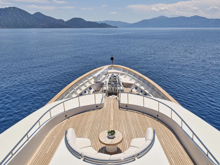 Benetti BARENTS de alquiler a Atenas