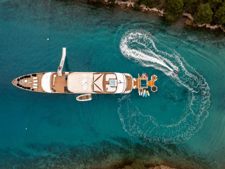 Alquiler Split - Custom Cristal en SamBoat
