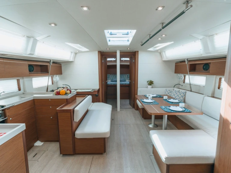 Alquiler Álimos - Bénéteau Oceanis 51.1 en SamBoat