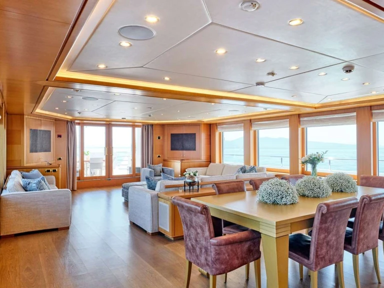International Shipyard Ancona Oasis de alquiler a Atenas