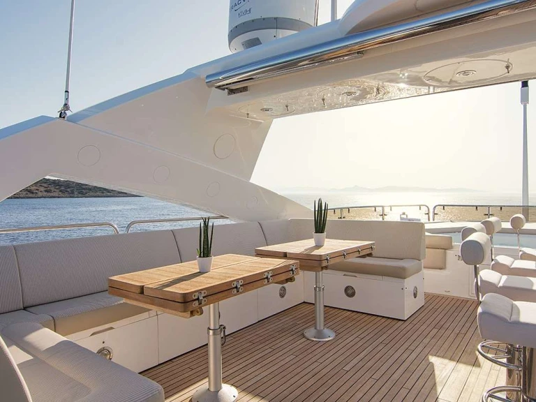 Alquiler Yate de lujo Sunseeker con o sin  título de navegación