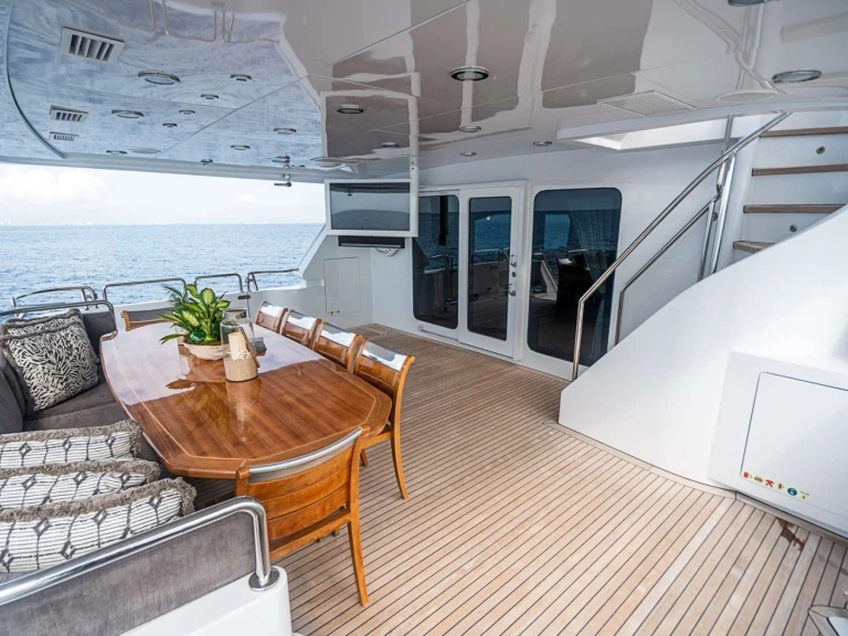 Alquiler de embarcaciones Broward CAMILLE  enBahamas en Samboat
