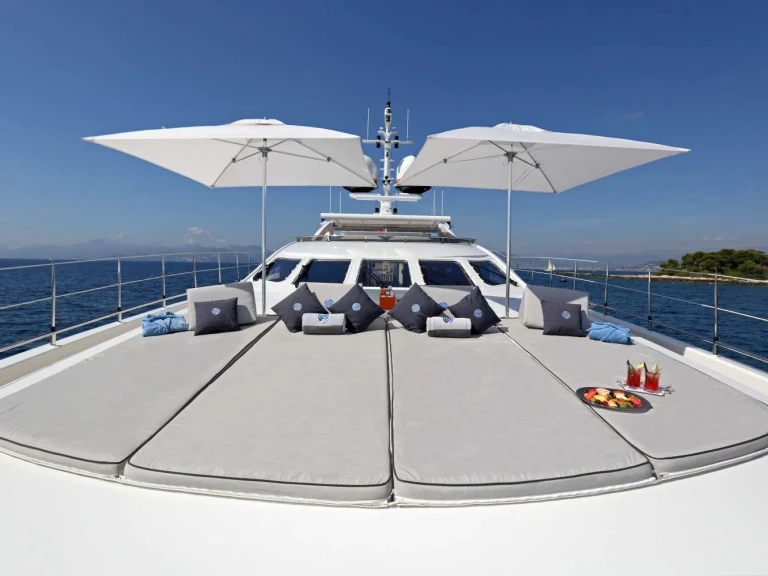 Alquiler de Heesen AURELIA en Provenza-Alpes-Costa Azul