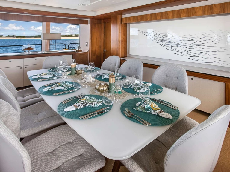 Alquiler de embarcaciones Sunseeker EVEREAST enCannes en Samboat