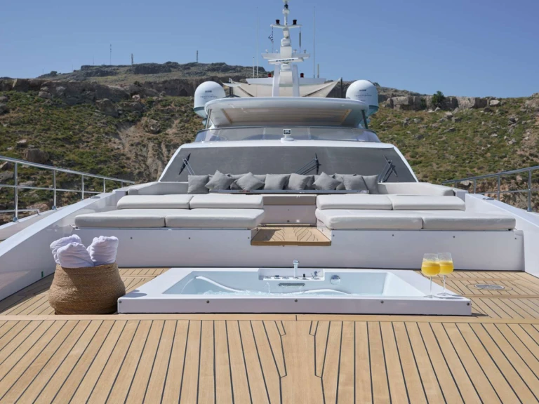 Azimut PURA VIDA de alquiler a Grecia