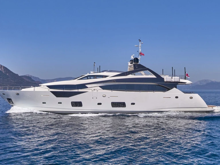 Sunseeker BLADE I de alquiler a Atenas