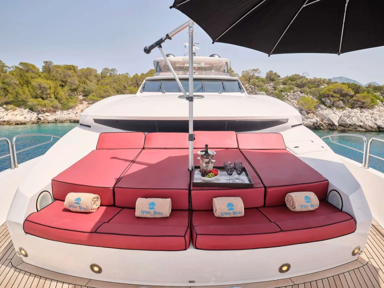 Sunseeker WHITE PEARL I de alquiler a Atenas
