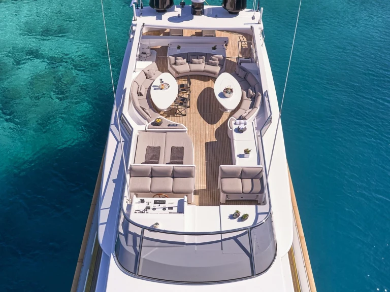 Alquiler de Yate de lujo, con o sin patrón Cantieri di Pisa, Italy Atenas
