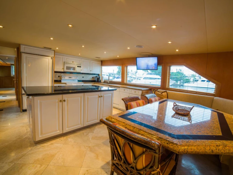 Alquiler de Yate de lujo, con o sin patrón Broward East Hampton