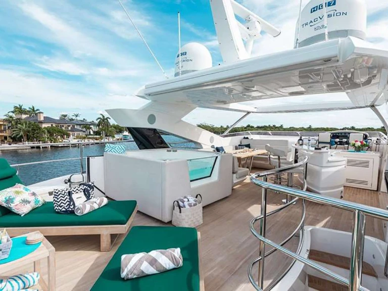 Alquiler Yate de lujo Sunseeker con o sin  título de navegación