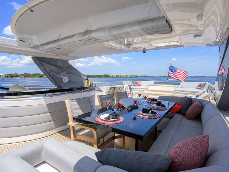 Alquiler Yate de lujo en Bahamas - Princess, UK SPECTRE