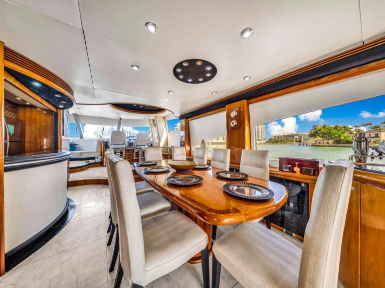 Alquiler de Yate de lujo, con o sin patrón Sunseeker Miami