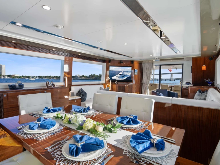 Alquiler de embarcaciones Horizon PILOT LOUNGE enJupiter en Samboat