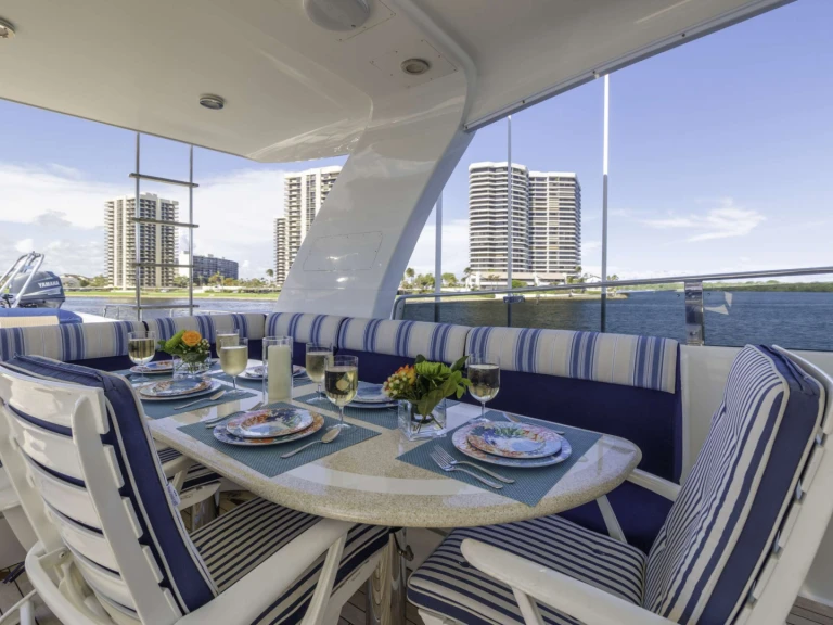 Alquiler de embarcaciones CHEOY LEE WINDWARD enBahamas en Samboat