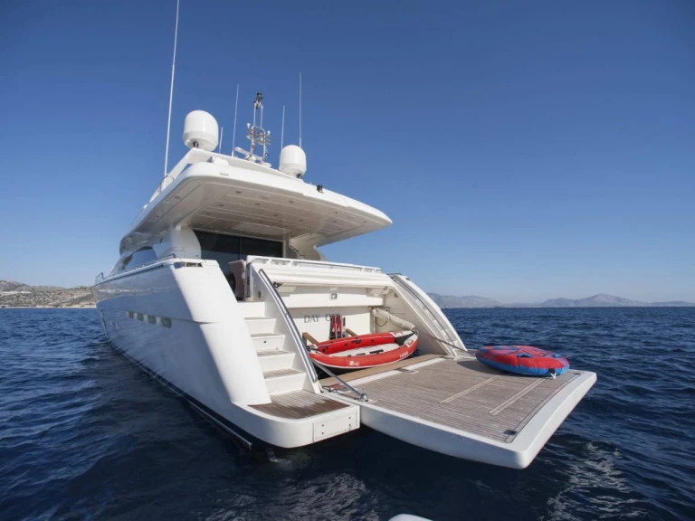 Alquiler de Ferretti DAY OFF en El Pireo