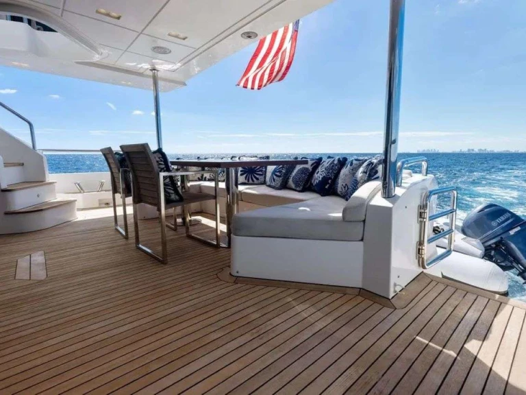 Alquiler de Yate de lujo, con o sin patrón Azimut Bahamas
