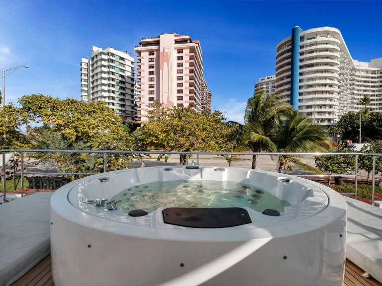 Alquiler Coconut Grove - Azimut Cloud 9 en SamBoat