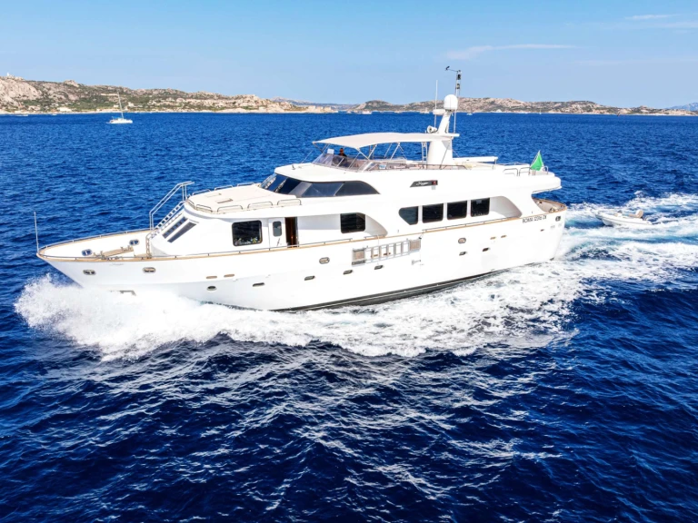 Yate de lujo para alquilar Olbia al mejor precio