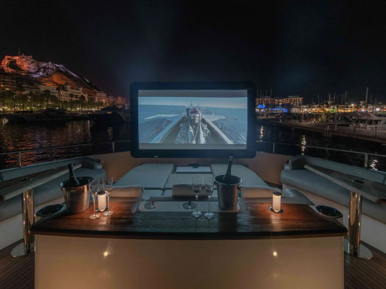 Alquiler de barcos Cannes barato de Wyldecrest