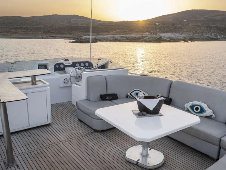 Cantieri di Pisa, Italy SHIVA de alquiler a Atenas