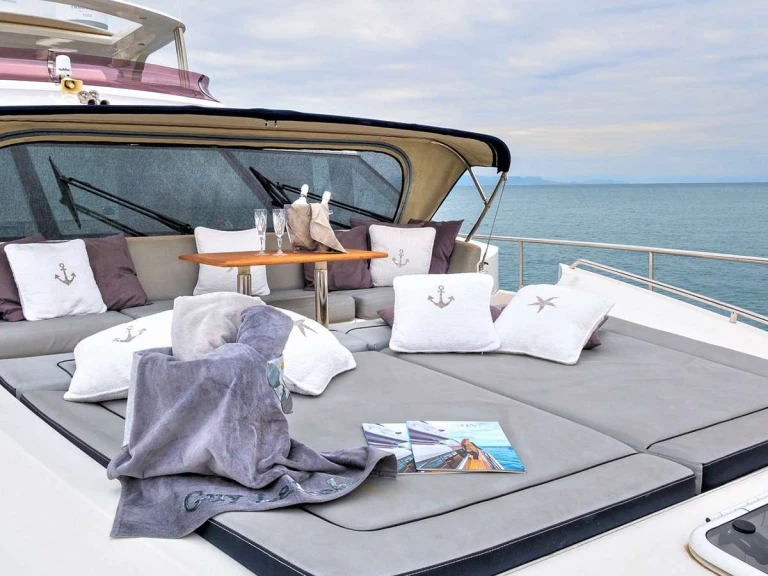 Alquiler Atenas - Princess, UK 4LIFE en SamBoat