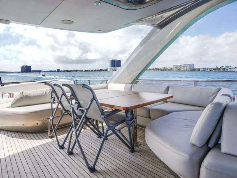 Alquiler de barcos Nassau barato de RECORD YEAR