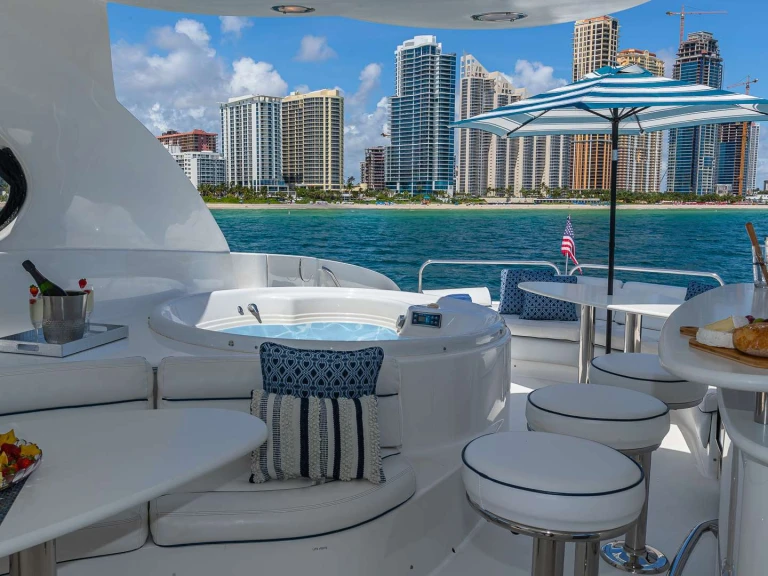 Alquiler Yate de lujo en Miami - Lazzara Finally-Aphrodite