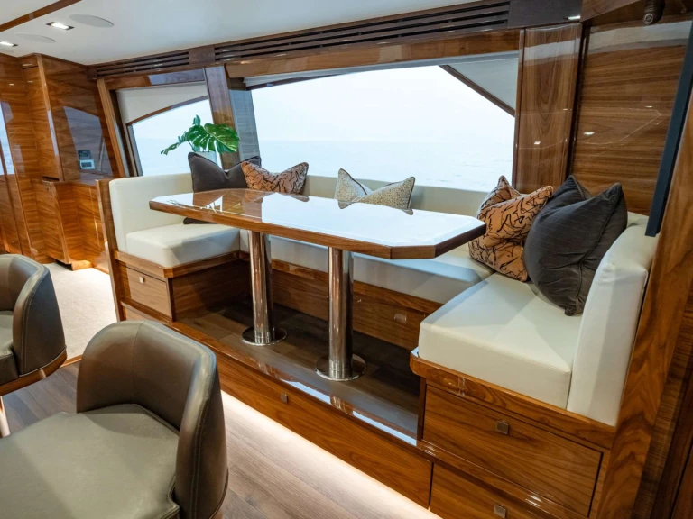 Alquiler de Viking Yachts BOUJIE en Costa Rica