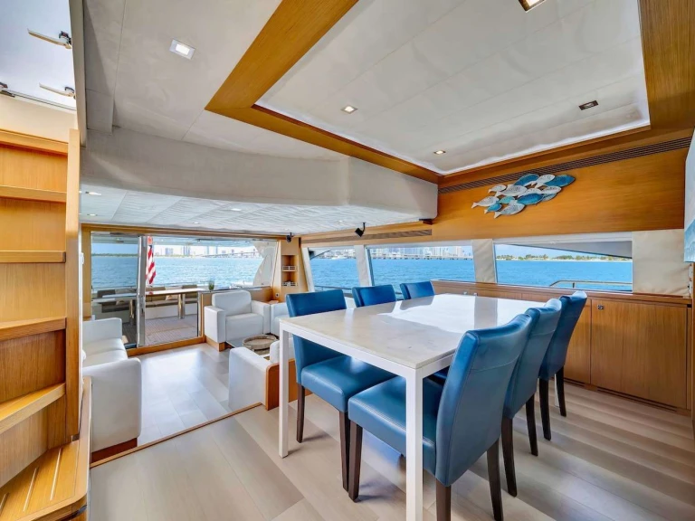 Alquiler de embarcaciones Ferretti Destiny enMiami en Samboat