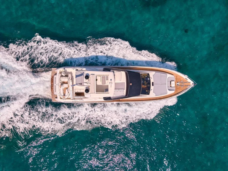 Alquiler de embarcaciones Ferretti BON BON  enAtenas en Samboat