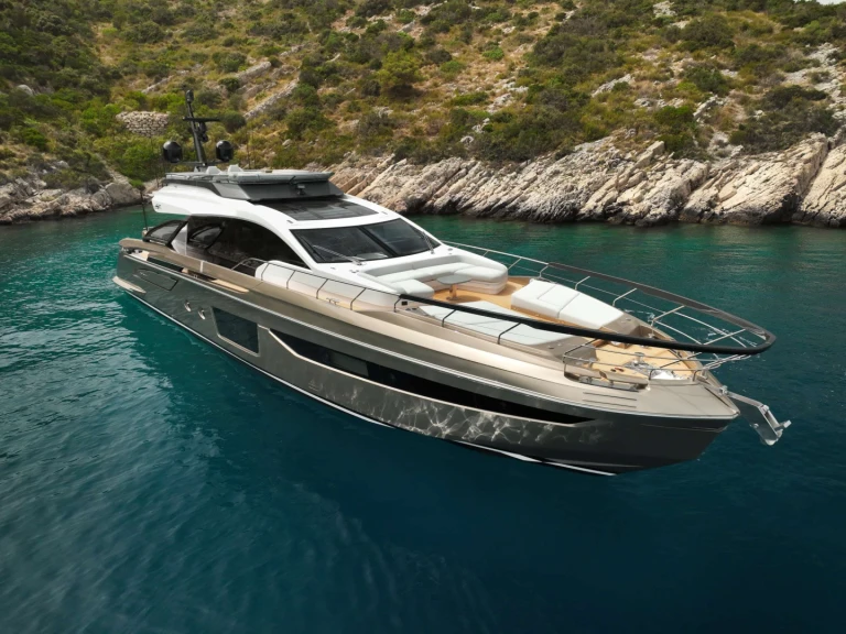 Azimut MYNE de alquiler a Skradin