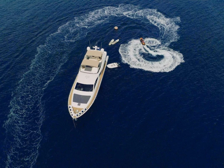 Yate de lujo para alquilar Split al mejor precio
