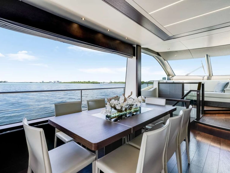 Alquiler de Yate de lujo, con o sin patrón Sunseeker Fort Lauderdale