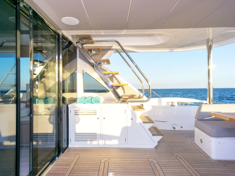 Alquiler Yate de lujo Sunseeker con o sin  título de navegación
