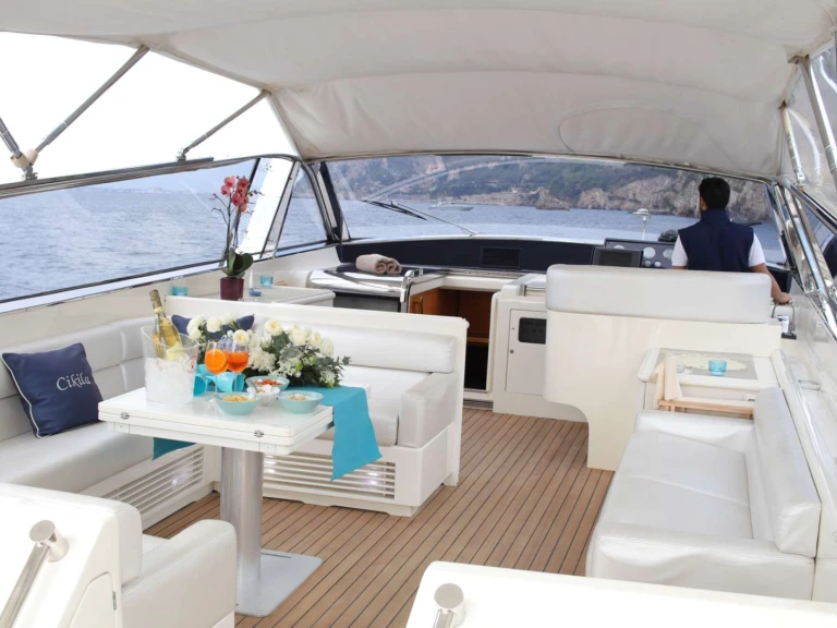 Alquiler de Yate de lujo, con o sin patrón Leopard Sorrento