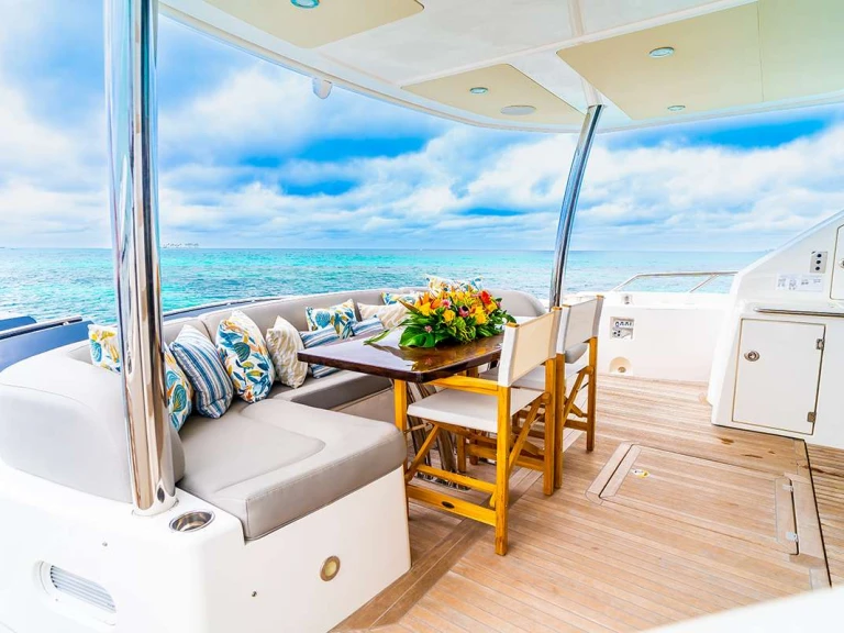 Yate de lujo para alquilar Nassau al mejor precio