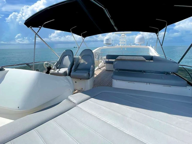 Alquiler Yate de lujo en Bahamas - Sunseeker TWINS