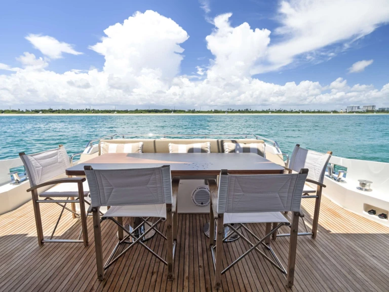 Alquiler de embarcaciones Azimut Fantastic enFlorida en Samboat
