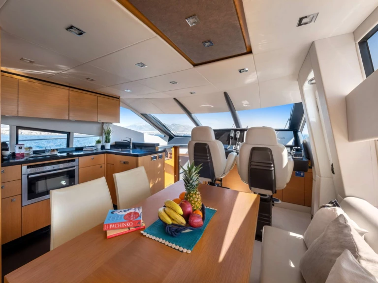 Alquiler Yate de lujo Sunseeker con o sin  título de navegación