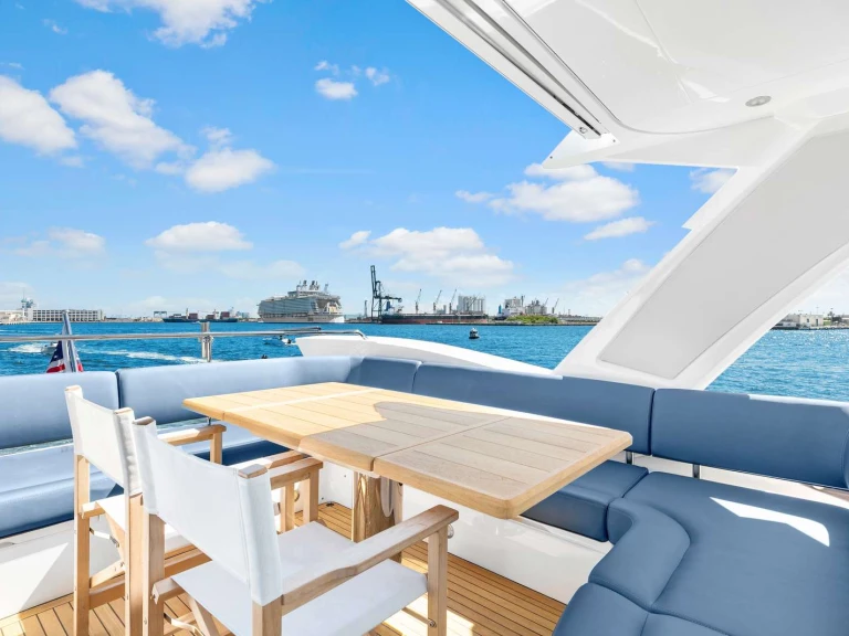 Alquiler Bahamas - Sunseeker Done Deal en SamBoat