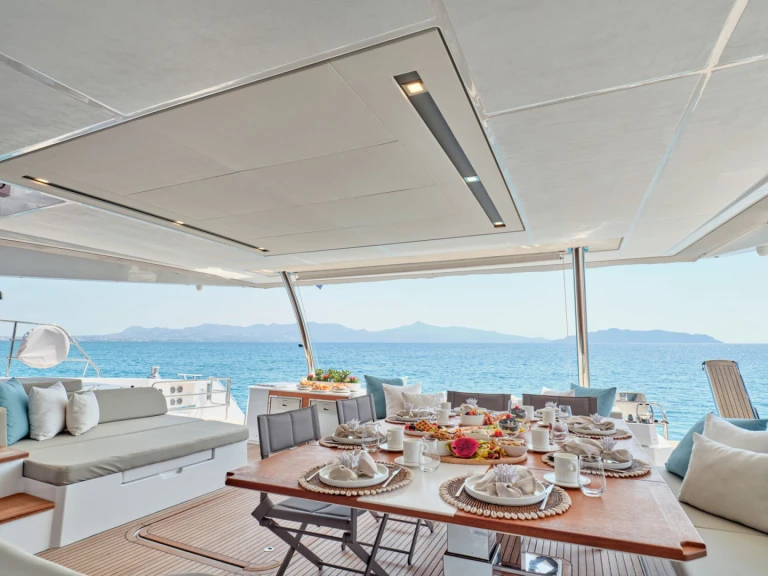 Alquiler de Fountaine Pajot ELLY en El Pireo