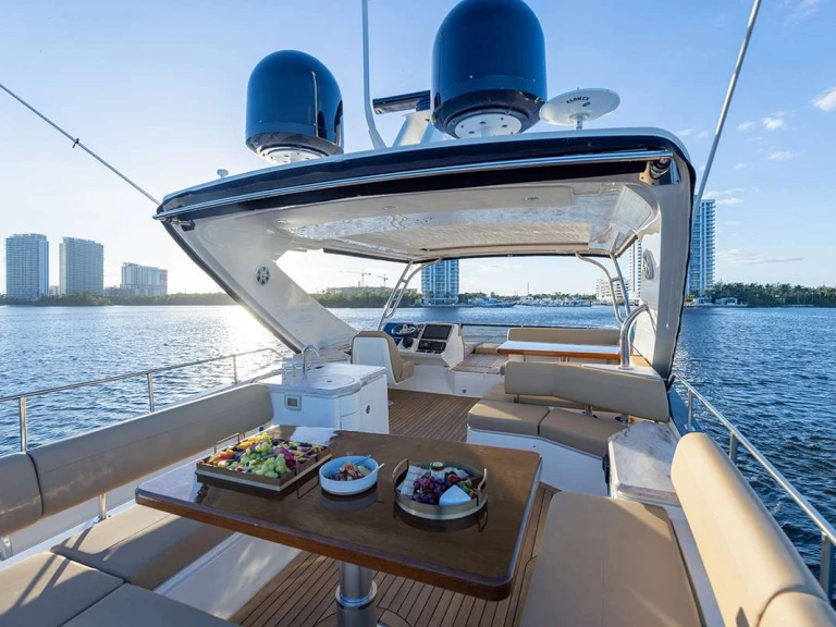 Alquiler de Yate de lujo, con o sin patrón Sea Ray Nassau