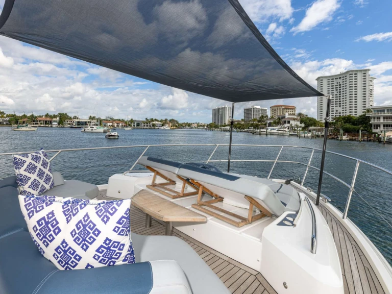 Yate de lujo para alquilar Boca Raton al mejor precio