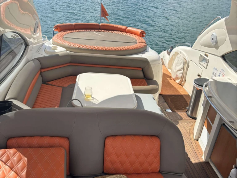 Alquiler de embarcaciones Sunseeker Sanbella 2 enBimini en Samboat
