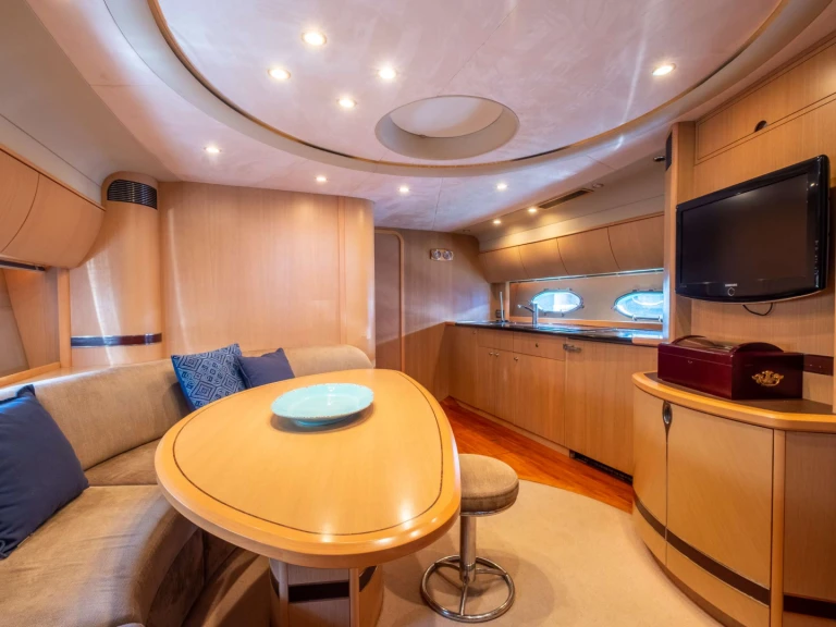Alquiler de Princess Viking The Commissioner  en Fajardo