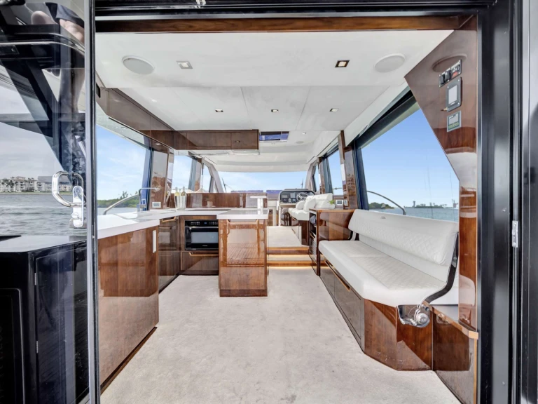 Alquiler de barcos Miami barato de Infinity