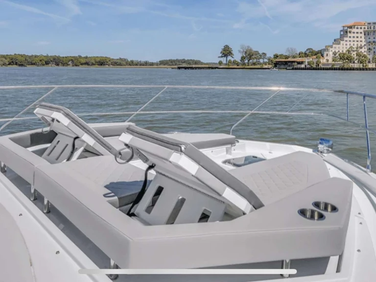 Cruisers TriFecta de alquiler a Delray Beach