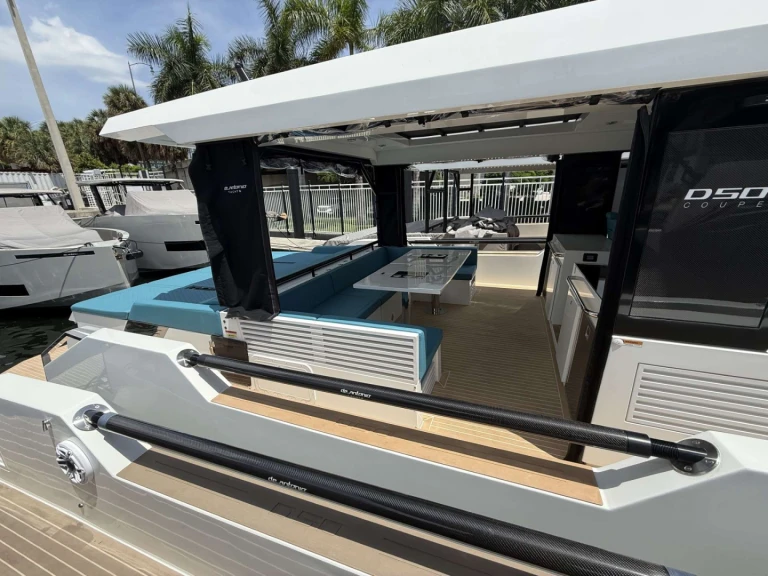 Alquiler Yate de lujo en Palm Beach - De Antonio La Ondina