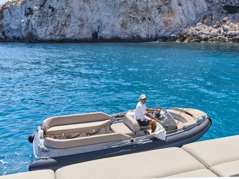 Fountaine Pajot SOL MADININA de alquiler a Atenas