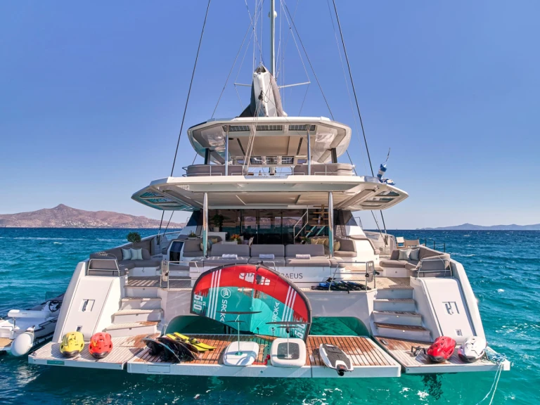 Alquiler de Fountaine Pajot ALOIA  80 en Néa Péramos